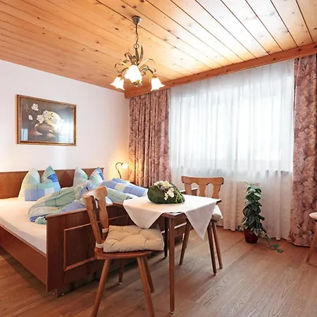 Apartman Schrolls Kaiserwohnung Zilr200 Grossried